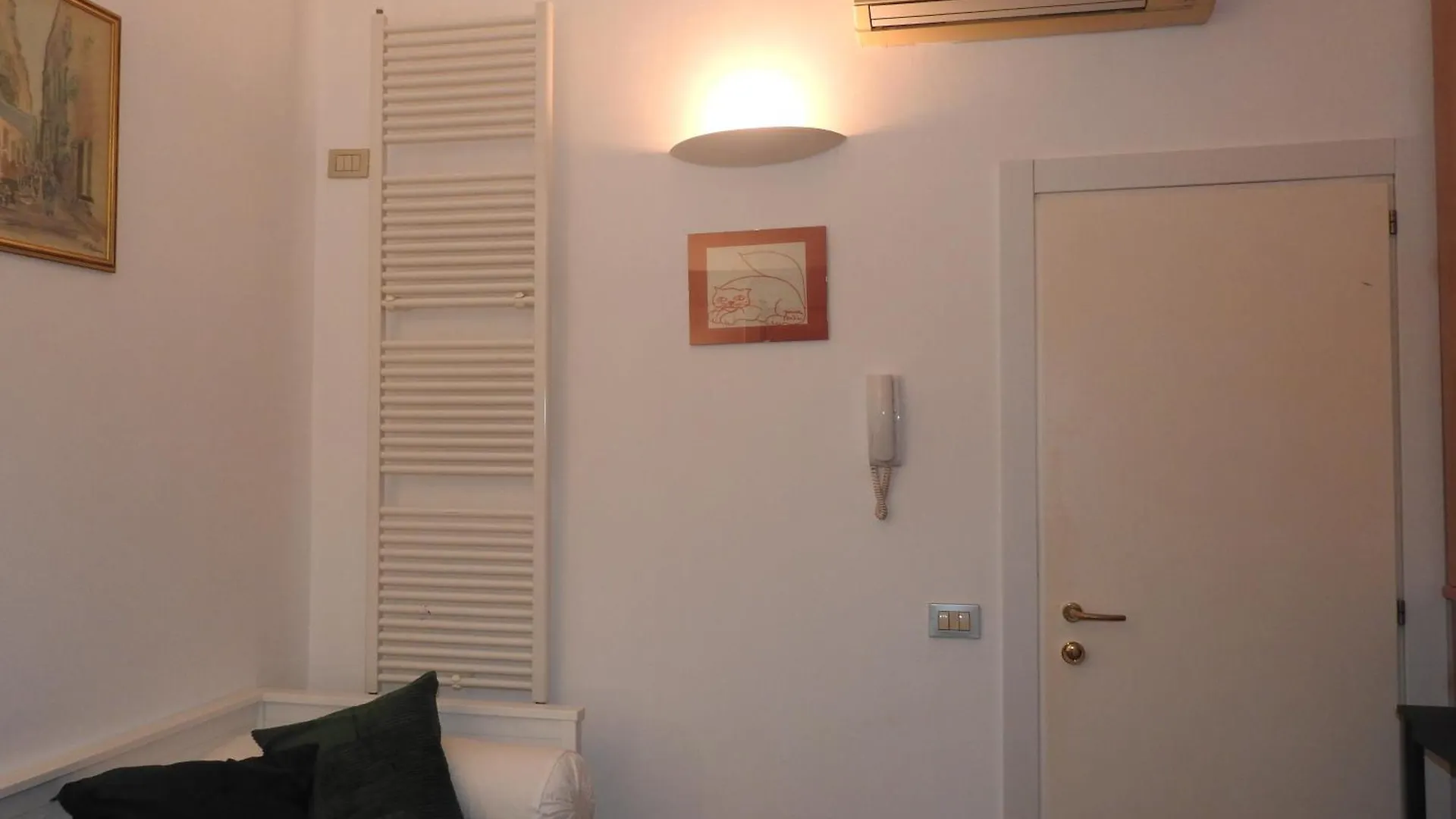 밀라노 A Casa Di Ross 아파트